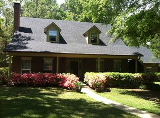 921 Bergstrom Pl, Marshall, TX 75672