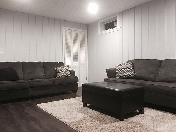 4th image of 98 Weed Ave