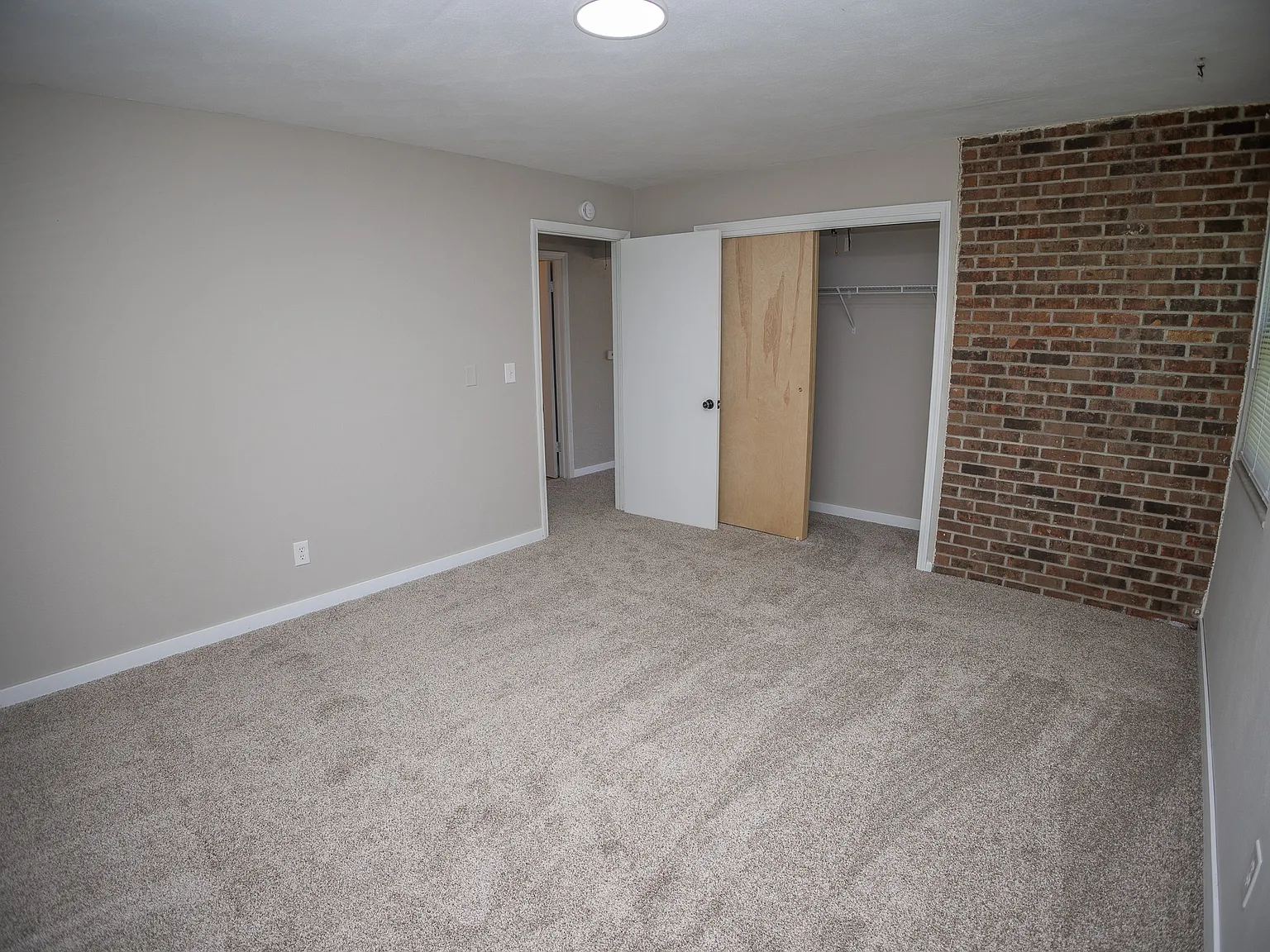 6836 Business 50 West - 1 — Photo 2