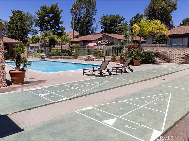 1272 Vista Serena Ave — Photo 23