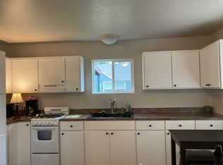 79088 N River Rd, Cottage Grove, OR 97424