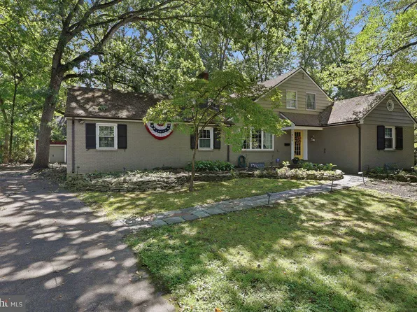 458 Elm Ave, Haddonfield, NJ 08033