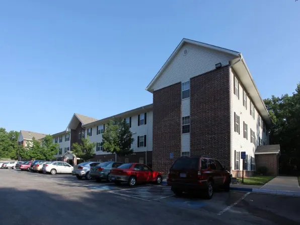 Washington Heights, 7701 Armstrong Ave #209, Kansas City, KS 66112