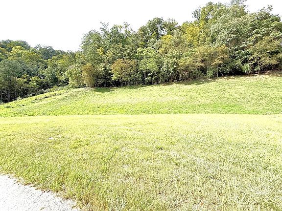 5th image of 34 Redbud Ln