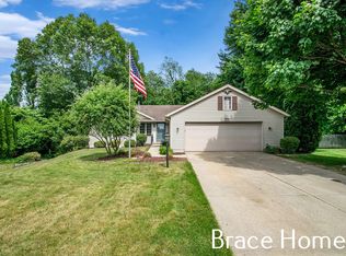 2463 Bowenton Pl SW, Wyoming, MI 49519