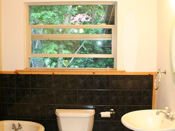 Main bathroom