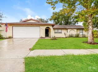 607 Fieldstone Dr, Brandon, FL 33511