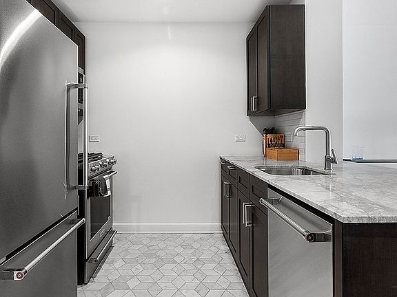 3rd image of 21 W End Ave APT 2712