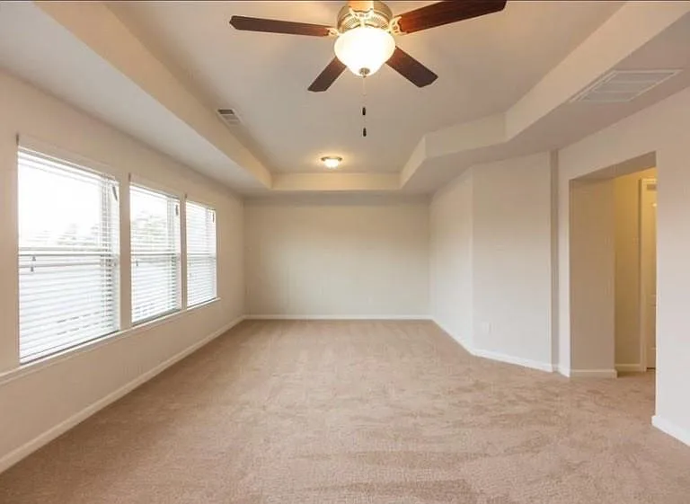 418 Arbor Crowne Dr — Photo 10