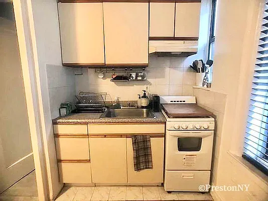 Rented by JM Preston Properties LLC | media 5