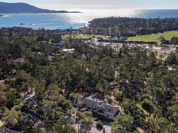 1424 Oleada Rd, Pebble Beach, CA 93953