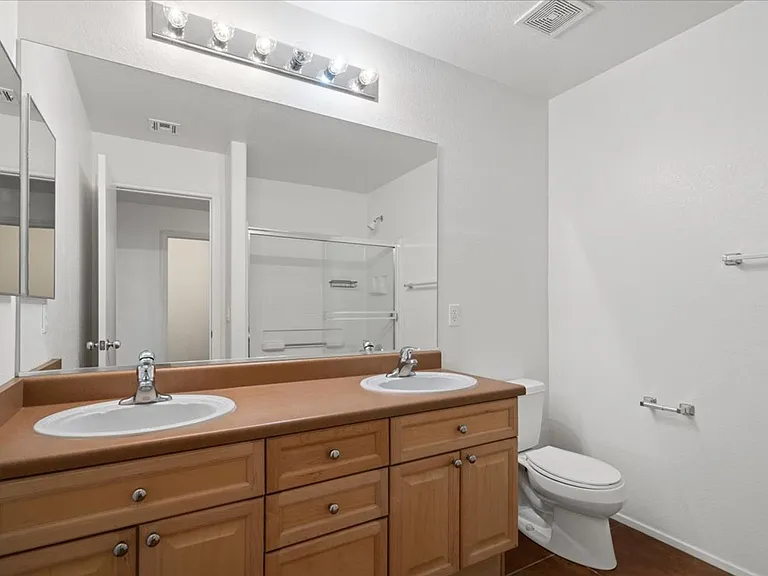 9012 Rendon St — Photo 15