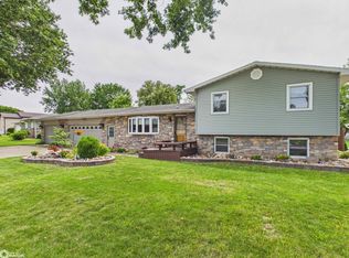 6 Eleanor Dr, Ottumwa, IA 52501
