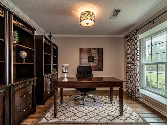 4th image of 4469 Shady Lake Dr