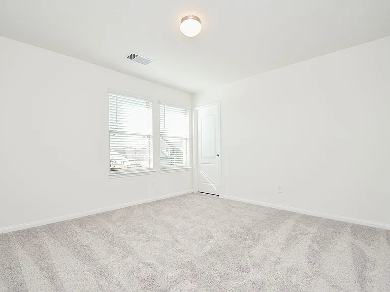 8138 Leisure Point Dr — Photo 40