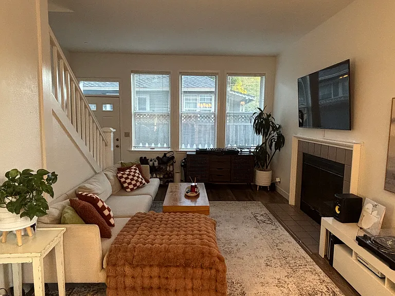 263 Los Gatos Blvd #D — Photo 3