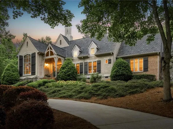 3315 Orchard Dr, Clarkesville, GA 30523