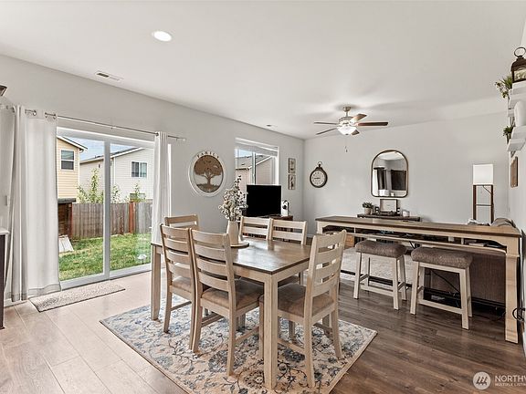 5th image of 19108 Lipoma Avenue E