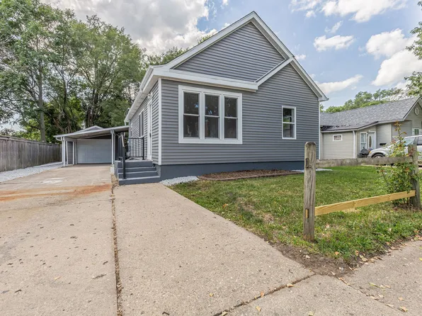 817 N Randolph St, Champaign, IL 61820