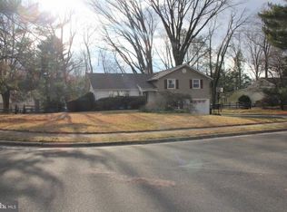 1224 Dixon Ln, Rydal, PA 19046