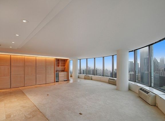 4th image of 505 N Lake Shore Dr APT 6806