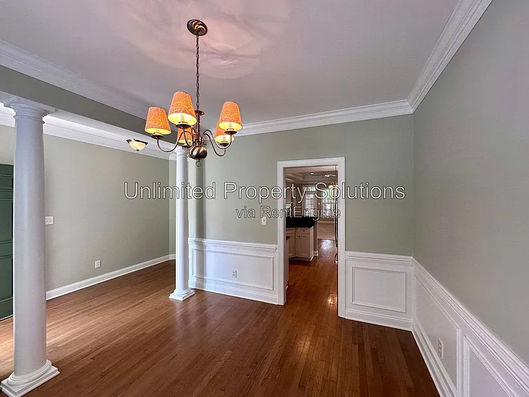 5009 Whitner Dr — Photo 4
