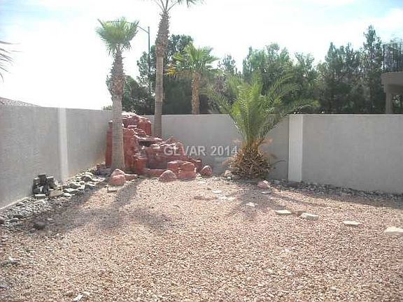 4th image of 8228 Golf Player Ave
