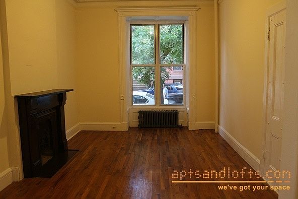 1st image of 376 Sackett St APT 1R