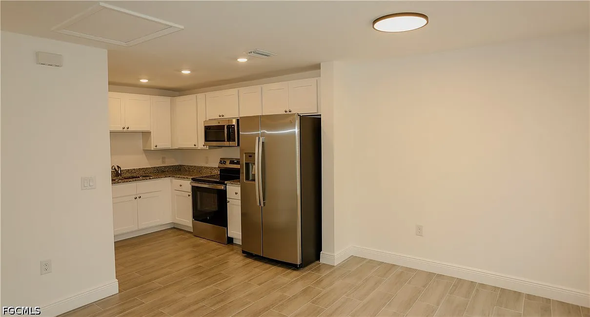 3 bed, 2.0 bath, 1115 sqft, $1,450 — Photo 4