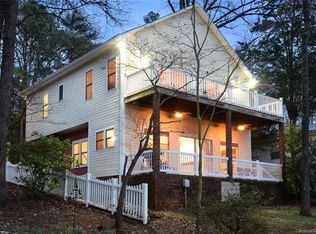 570 Berry Hill Dr, Norwood, NC 28128