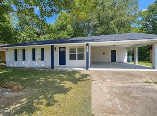 1208 Prentiss Ave, Yazoo City, MS 39194