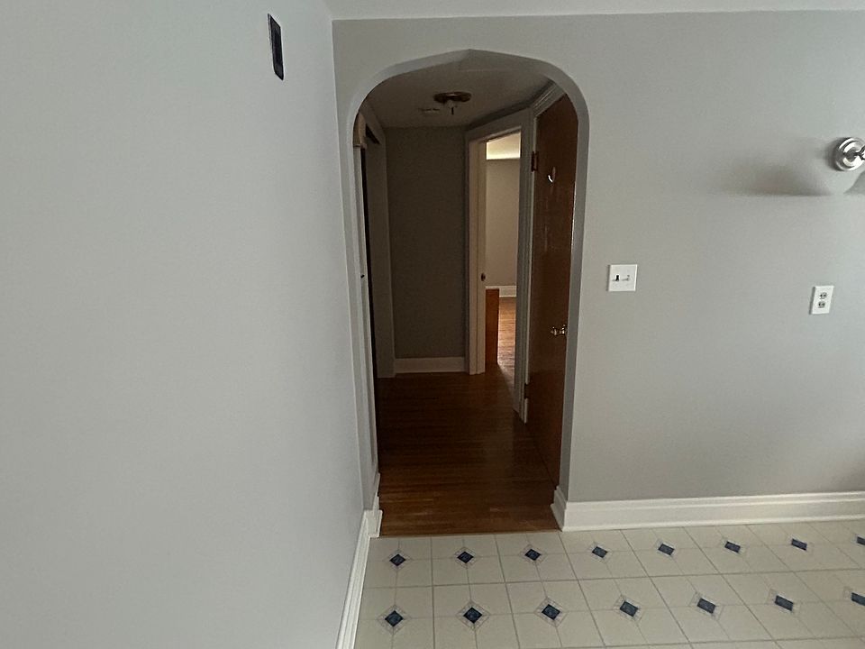 1st image of 118 Ramona Ave Floor 2