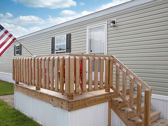 Exterior Image-5-Adventure 106 Parke Place