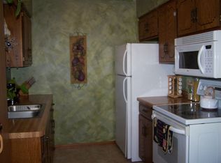 513 Pleasant Ave, Litchfield, MN 55355
