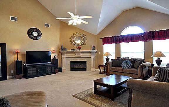 5th image of 8904 Red Oaks Dr