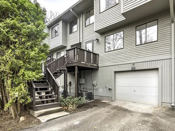 235 Meeting House Path Unit 235, Ashland, MA 01721