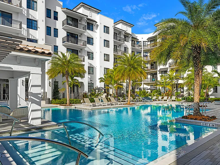Indigo Palmetto Bay — Photo 12