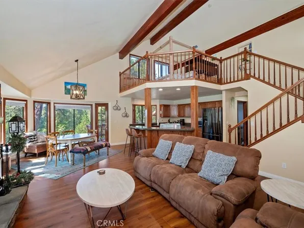 920 Arbula Dr, Crestline, CA 92325