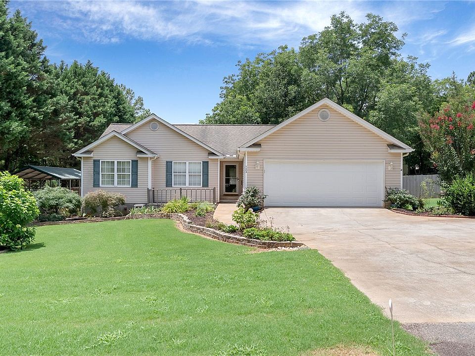 1st image of 524 Pecan Grove Rd