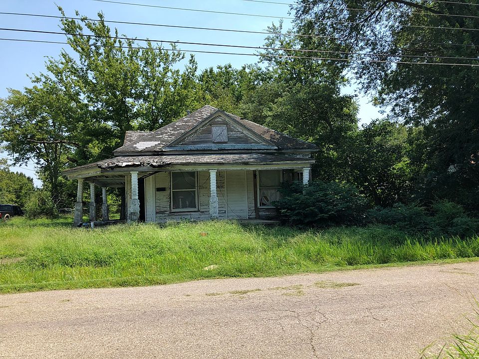 1st image of 236 N 2nd St