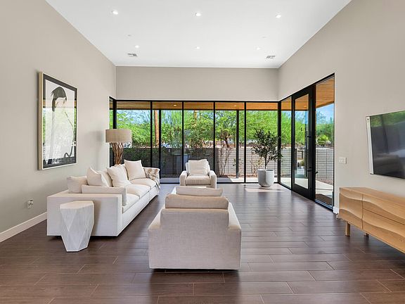4th image of 10195 E Cactus Rd