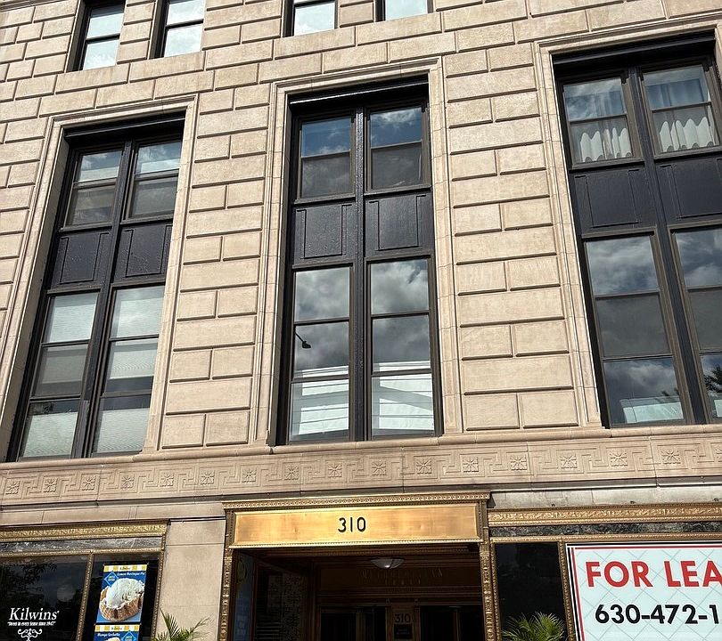 1st image of 310 S Michigan Ave Unit 1611