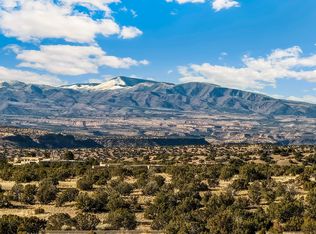 34 Camino Alazan, Santa Fe, NM 87506
