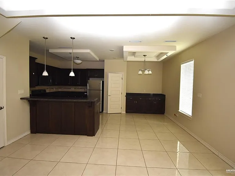 1221 E Daffodil St #C — Photo 3