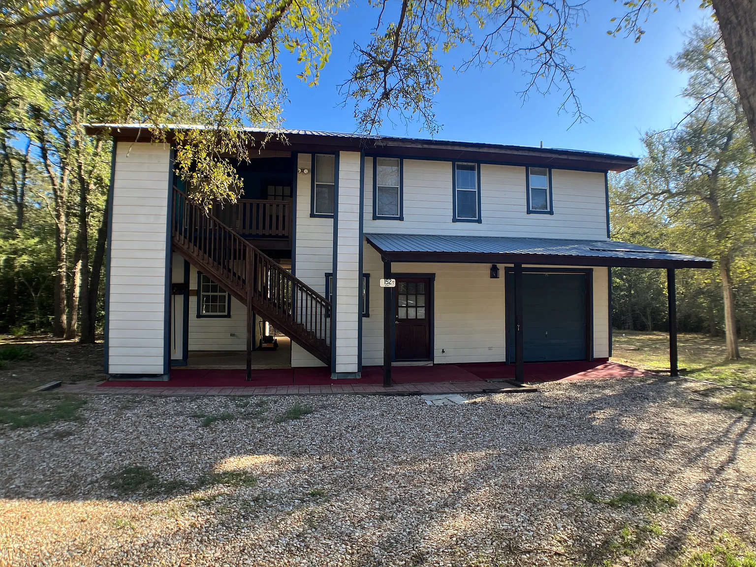 3 bed, 2000 sqft, $2,045 — Photo 1