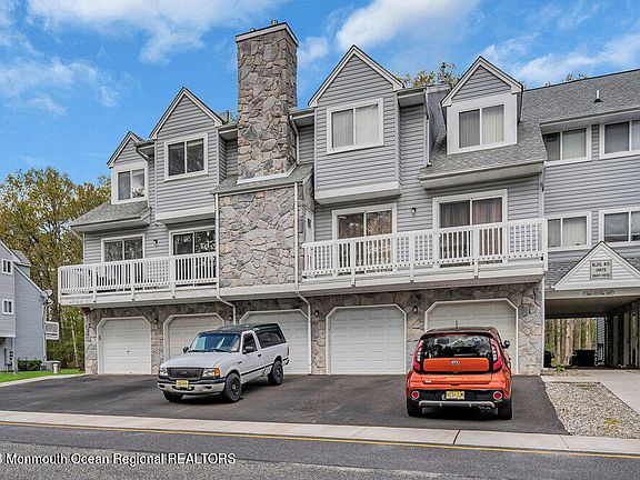 4th image of 1512 Arthur Street