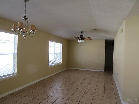 4th image of 4012 Glenway Dr