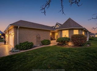 1353 Imperial Cres, Windsor, ON N9G 2T6