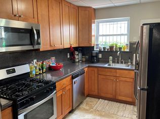 1938 S Hicks St, Philadelphia, PA 19145