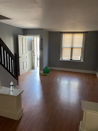 530 W Porter St Photo 1
